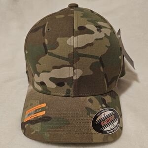 Camouflage Flexfit Cap Multicam Camo Hunting Outdoors